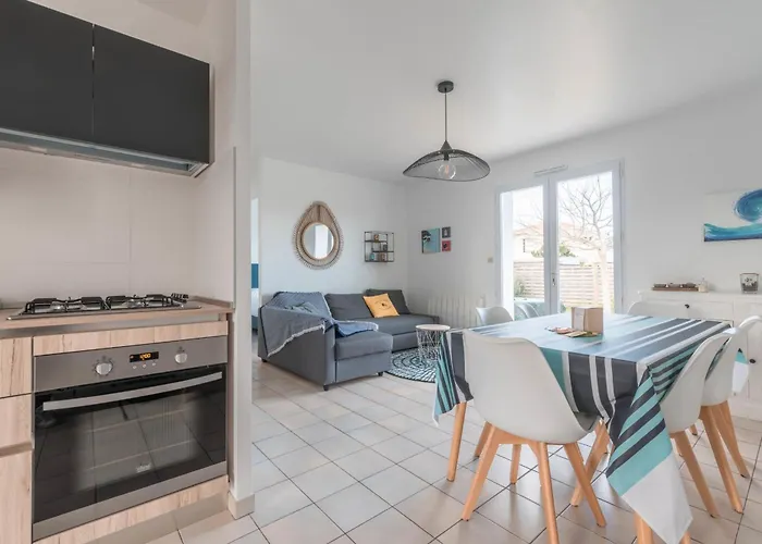 La Marine - Parking - 500m Du Golf Dom wakacyjny *